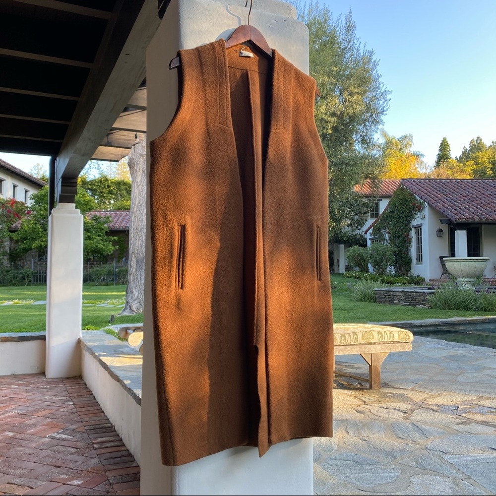 Brunello cucinelli long sleeveless cardigan